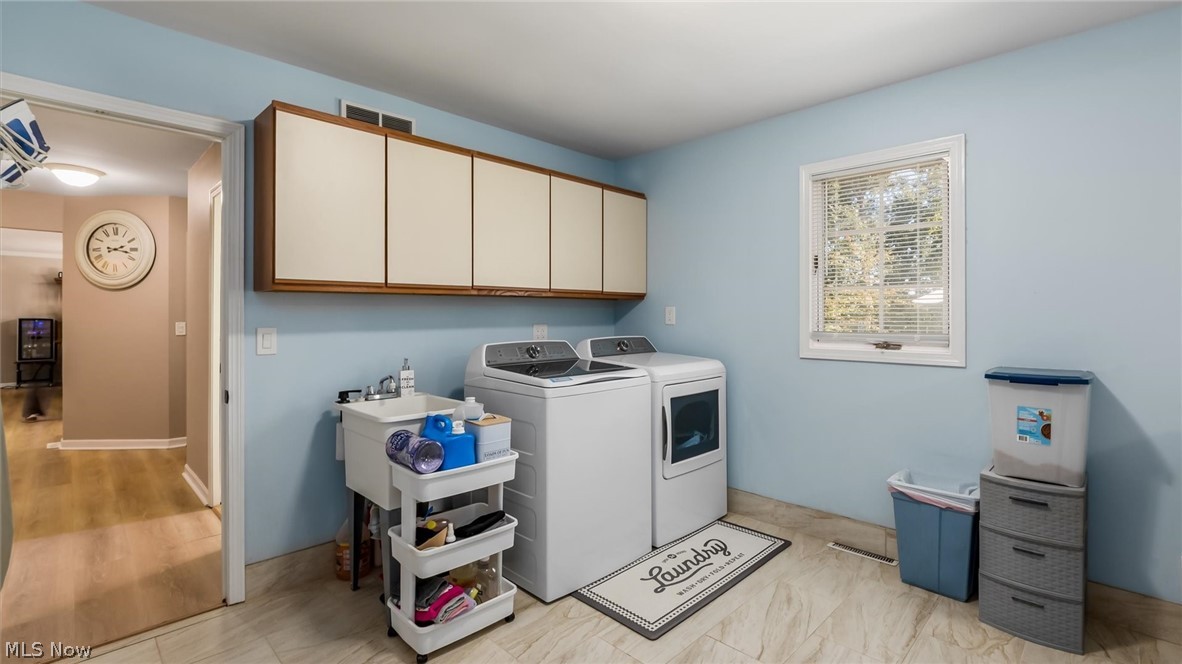 2574 E Newman Street Zanesville OH 43701