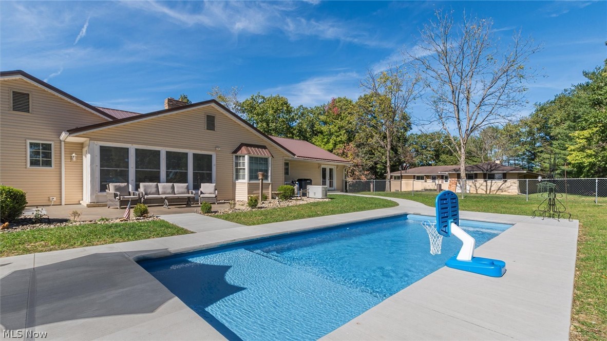 2574 E Newman Street Zanesville OH 43701