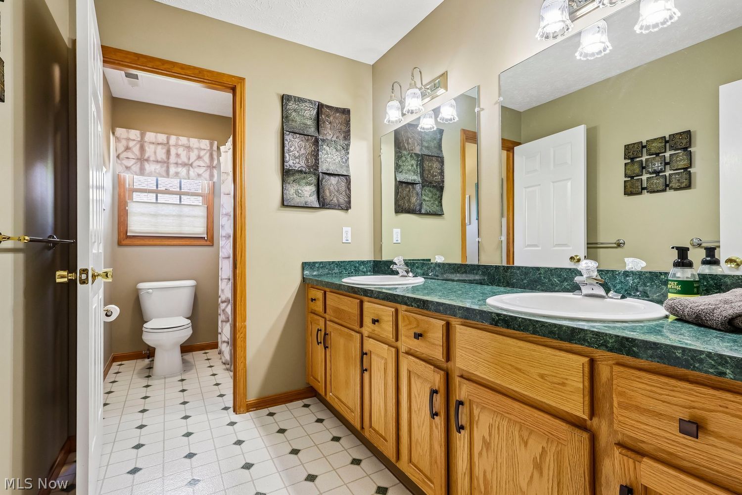 26643 Primrose Lane Westlake OH 44145