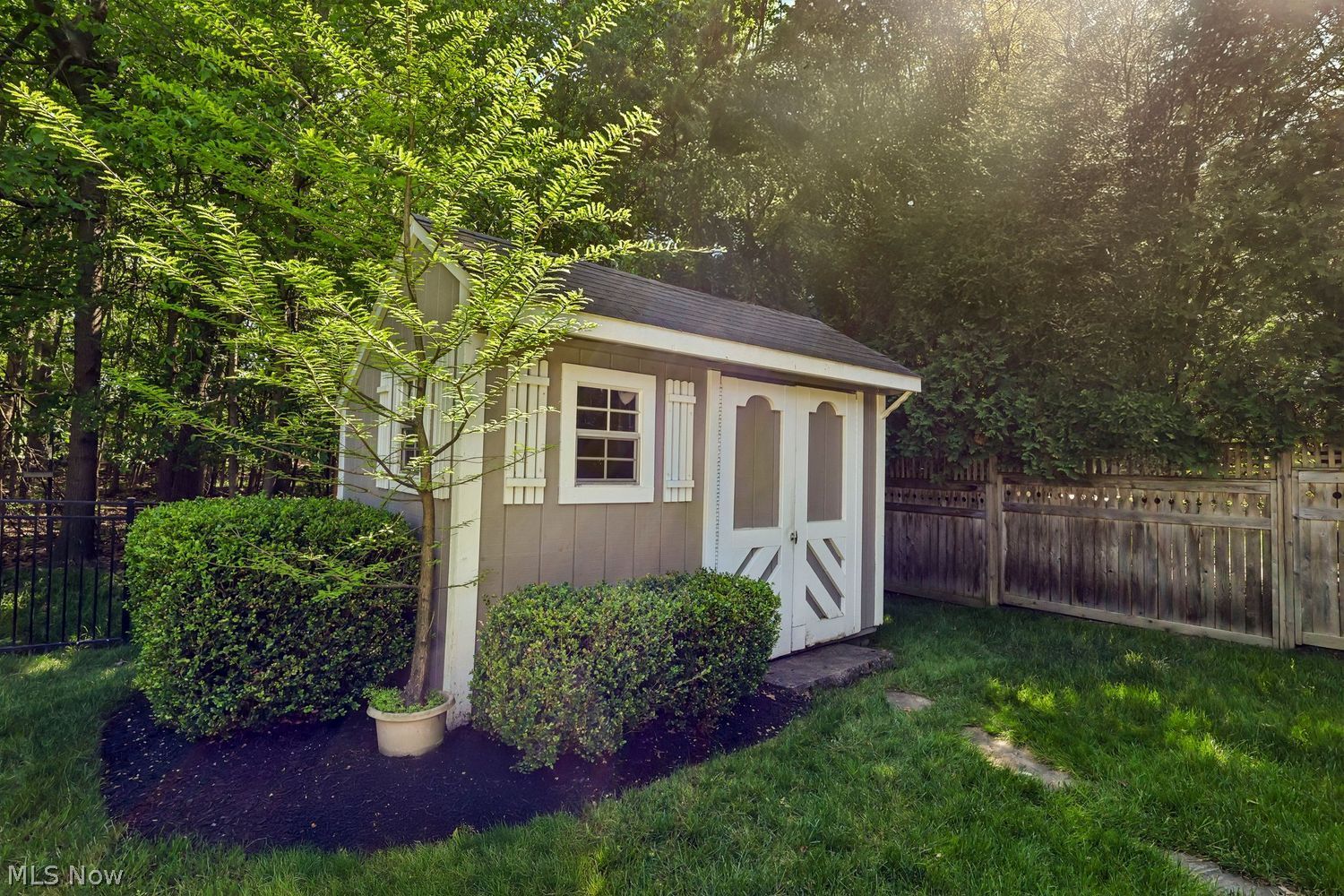 26643 Primrose Lane Westlake OH 44145