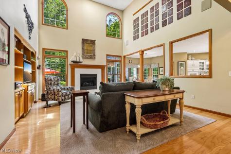 26643 Primrose Lane Westlake OH 44145