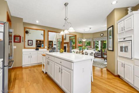 26643 Primrose Lane Westlake OH 44145