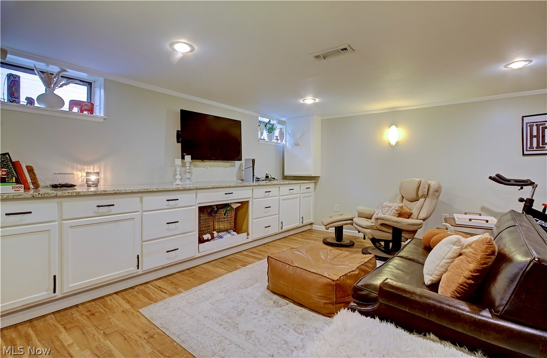 22095 Sandy Lane Fairview Park OH 44126