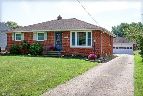 22095 Sandy Lane Fairview Park OH 44126