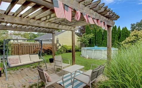 22095 Sandy Lane Fairview Park OH 44126
