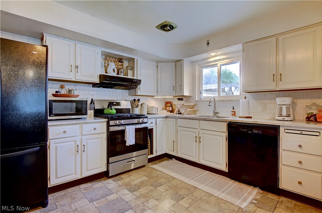 22095 Sandy Lane Fairview Park OH 44126
