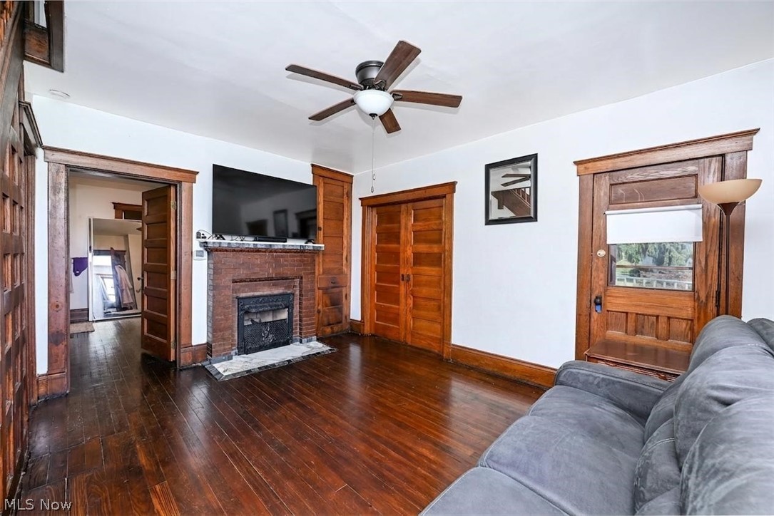 751 Earl Road NW Massillon OH 44647