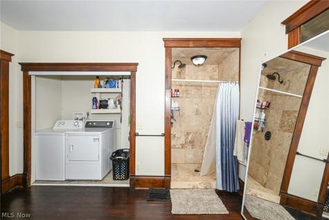 751 Earl Road NW Massillon OH 44647