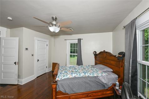 751 Earl Road NW Massillon OH 44647