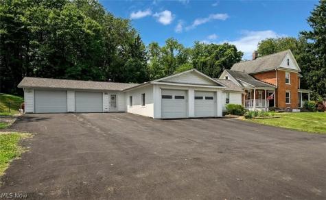 751 Earl Road NW Massillon OH 44647