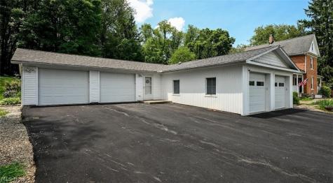 751 Earl Road NW Massillon OH 44647