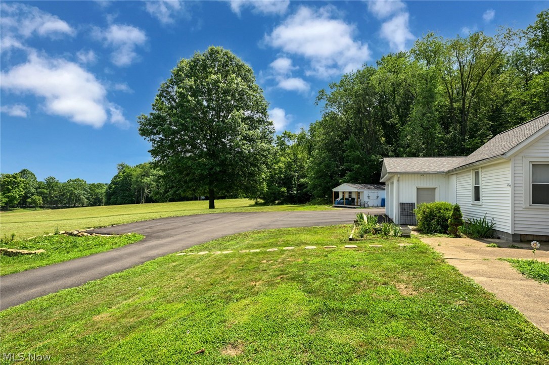 751 Earl Road NW Massillon OH 44647