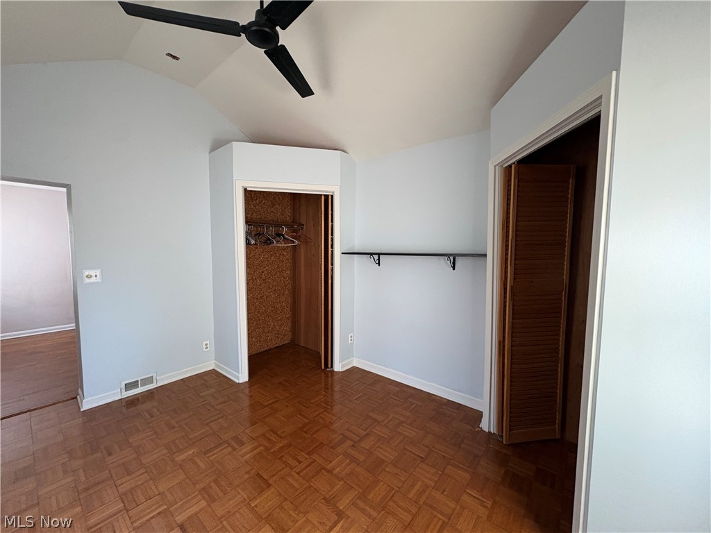54 E 213th Street Euclid OH 44123
