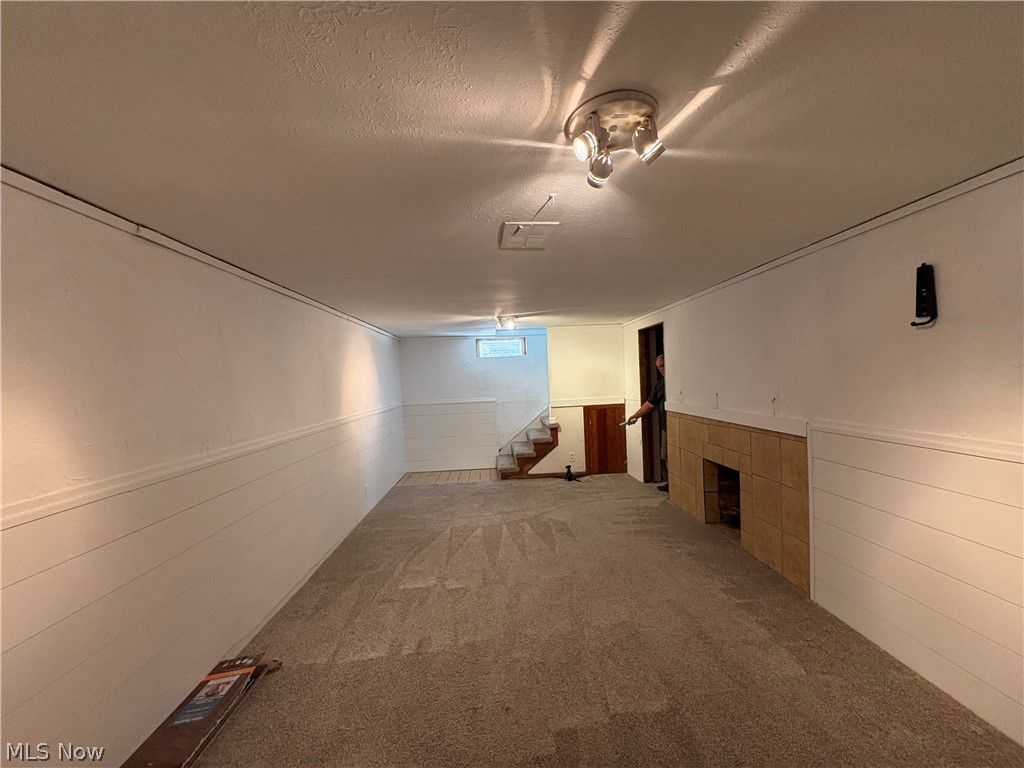 54 E 213th Street Euclid OH 44123