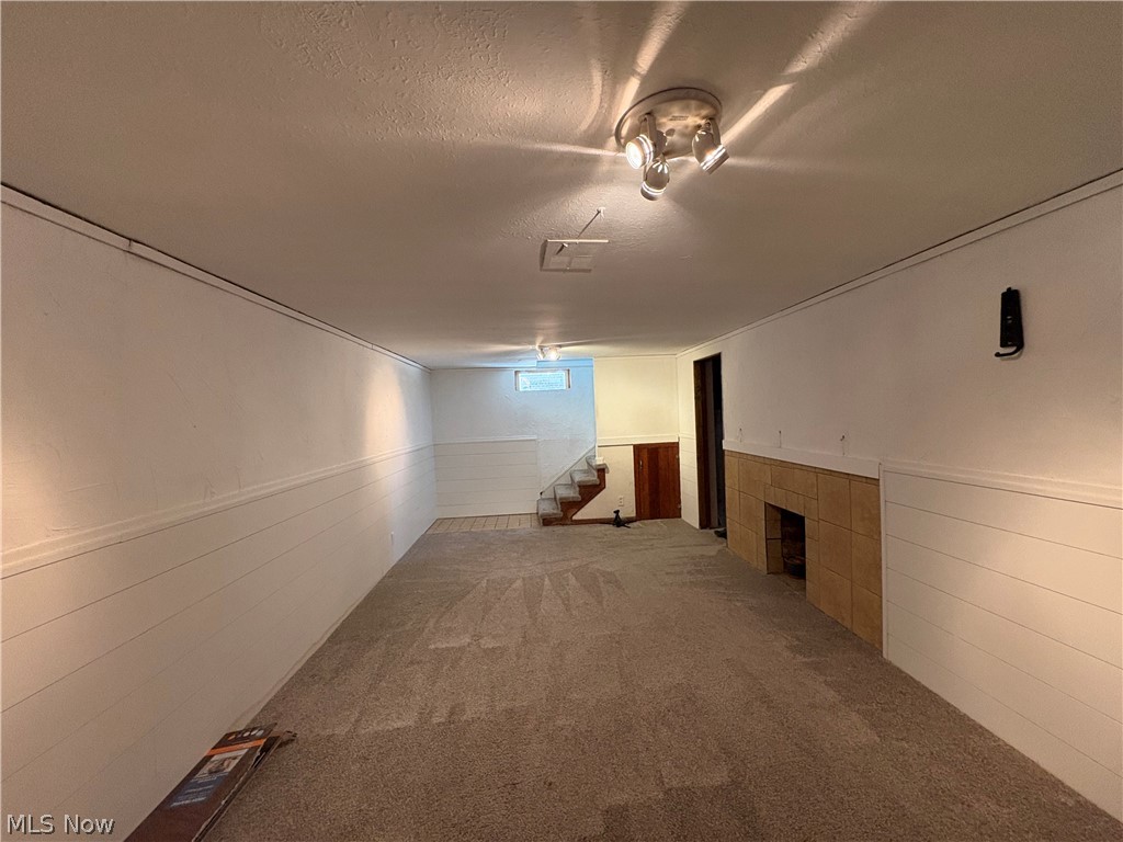 54 E 213th Street Euclid OH 44123