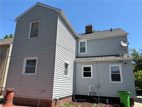 54 E 213th Street Euclid OH 44123
