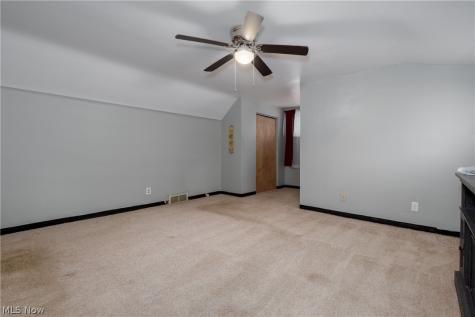 2912 Prange Drive Cuyahoga Falls OH 44223