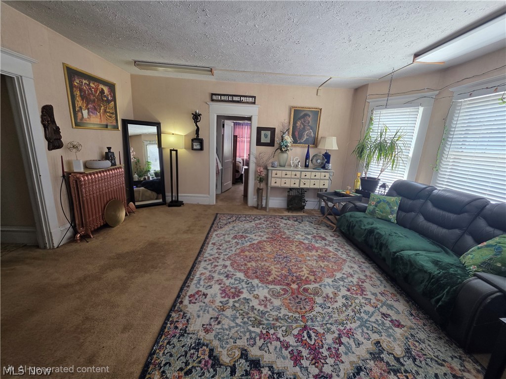 1451 E Market Street Warren OH 44483