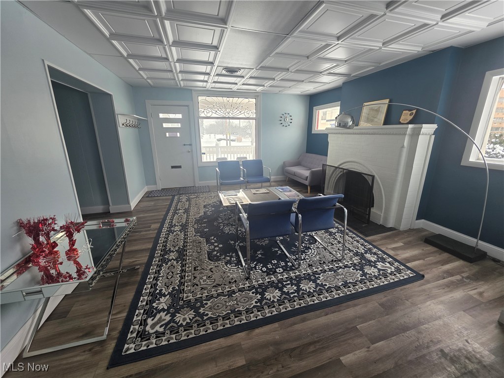 1451 E Market Street Warren OH 44483