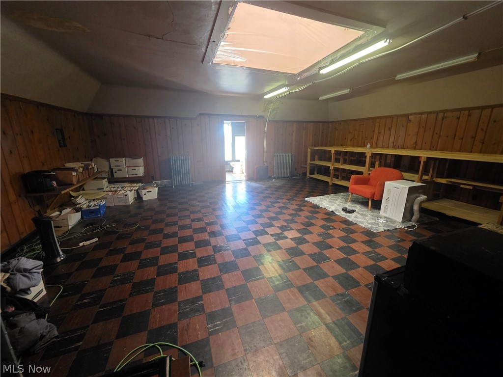 1451 E Market Street Warren OH 44483
