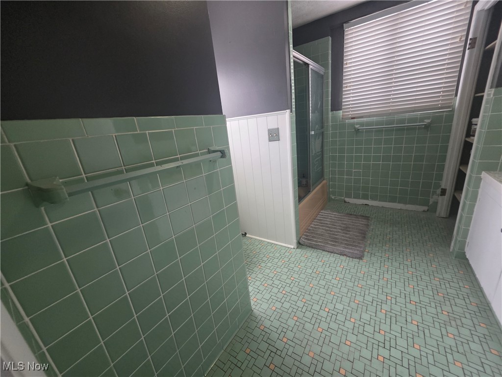 1451 E Market Street Warren OH 44483