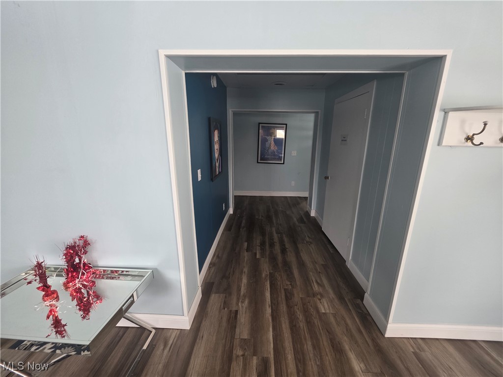 1451 E Market Street Warren OH 44483