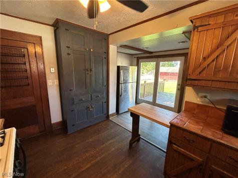 109 Main Street N Navarre OH 44662