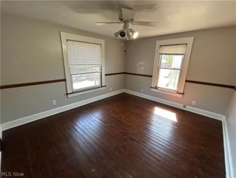 109 Main Street N Navarre OH 44662