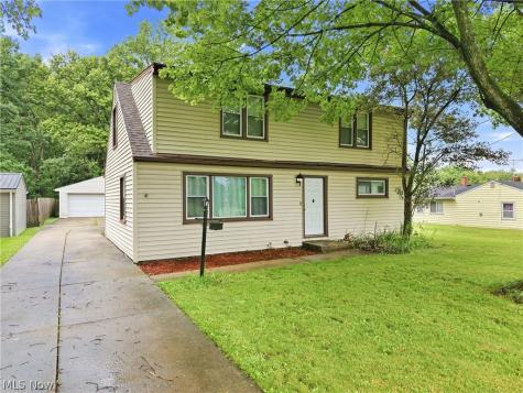 3192 Roselawn Drive Niles OH 44446