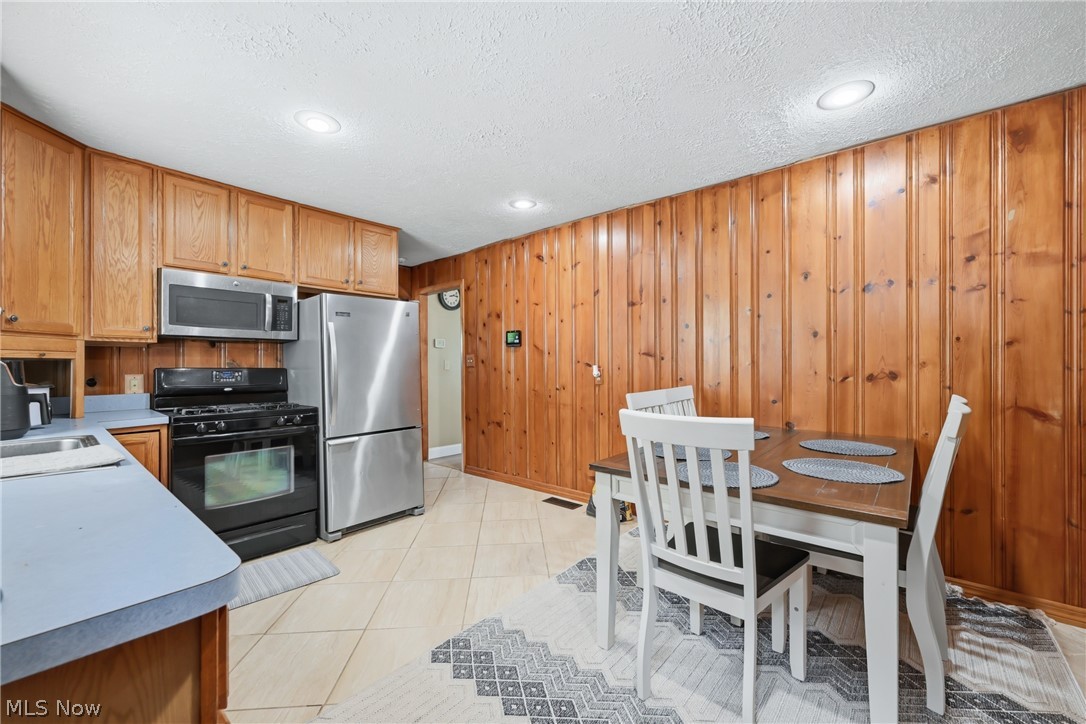 3192 Roselawn Drive Niles OH 44446