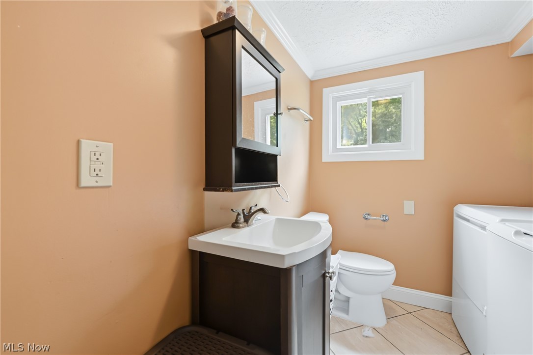 3192 Roselawn Drive Niles OH 44446