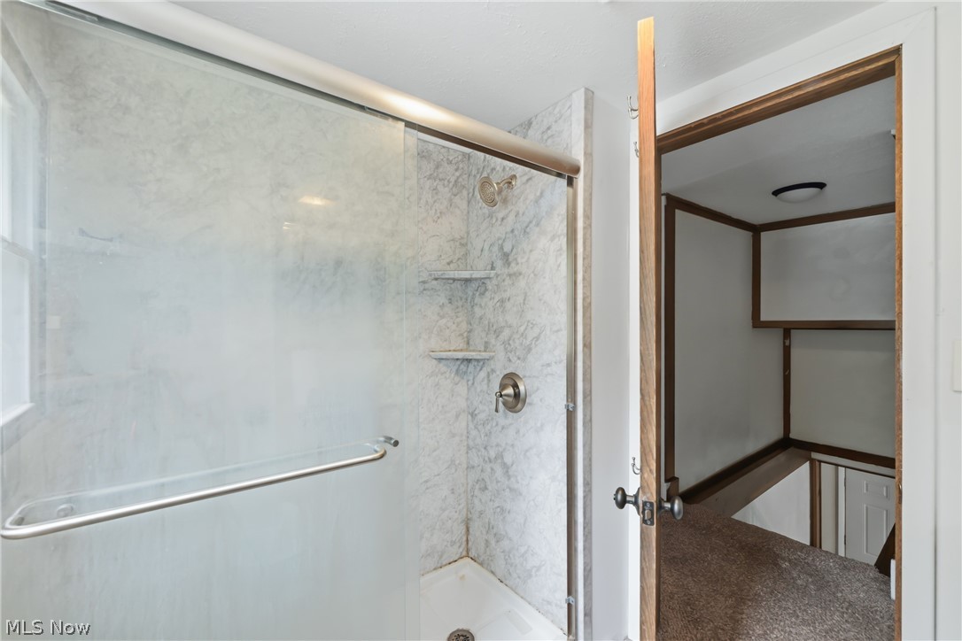 3192 Roselawn Drive Niles OH 44446