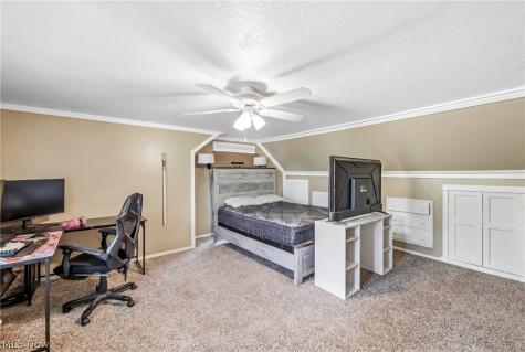 3192 Roselawn Drive Niles OH 44446