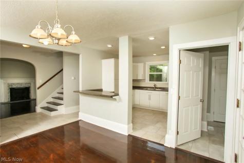 300 Montrose Avenue NW Canton OH 44708