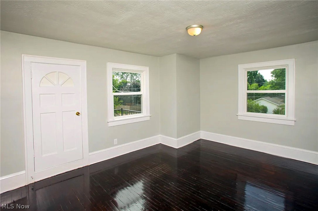 300 Montrose Avenue NW Canton OH 44708