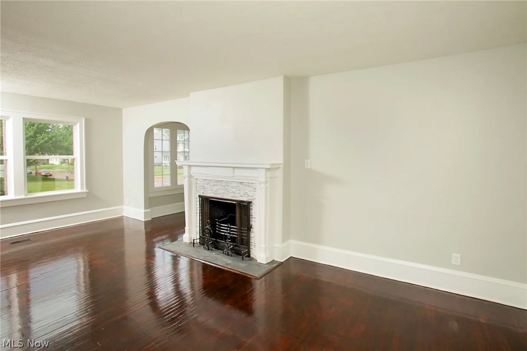 300 Montrose Avenue NW Canton OH 44708