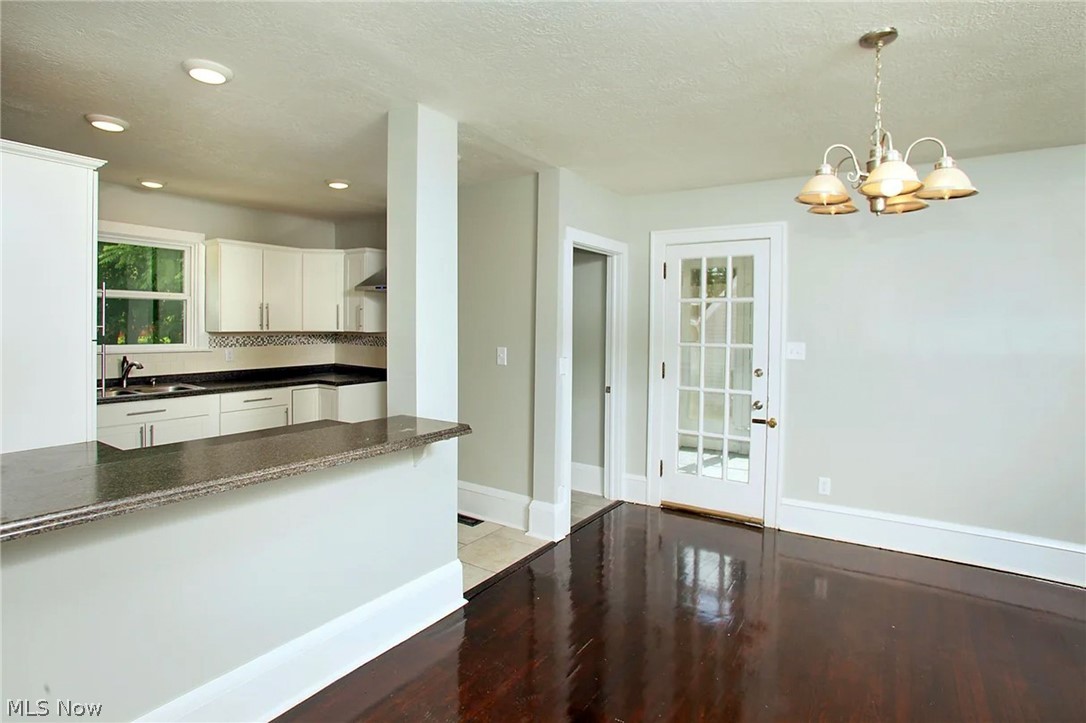 300 Montrose Avenue NW Canton OH 44708