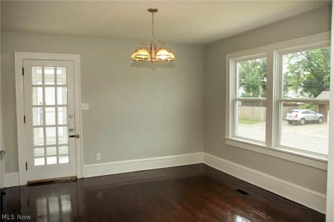 300 Montrose Avenue NW Canton OH 44708