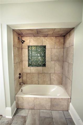 300 Montrose Avenue NW Canton OH 44708