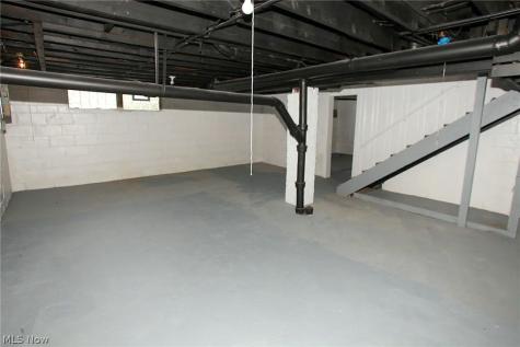 300 Montrose Avenue NW Canton OH 44708