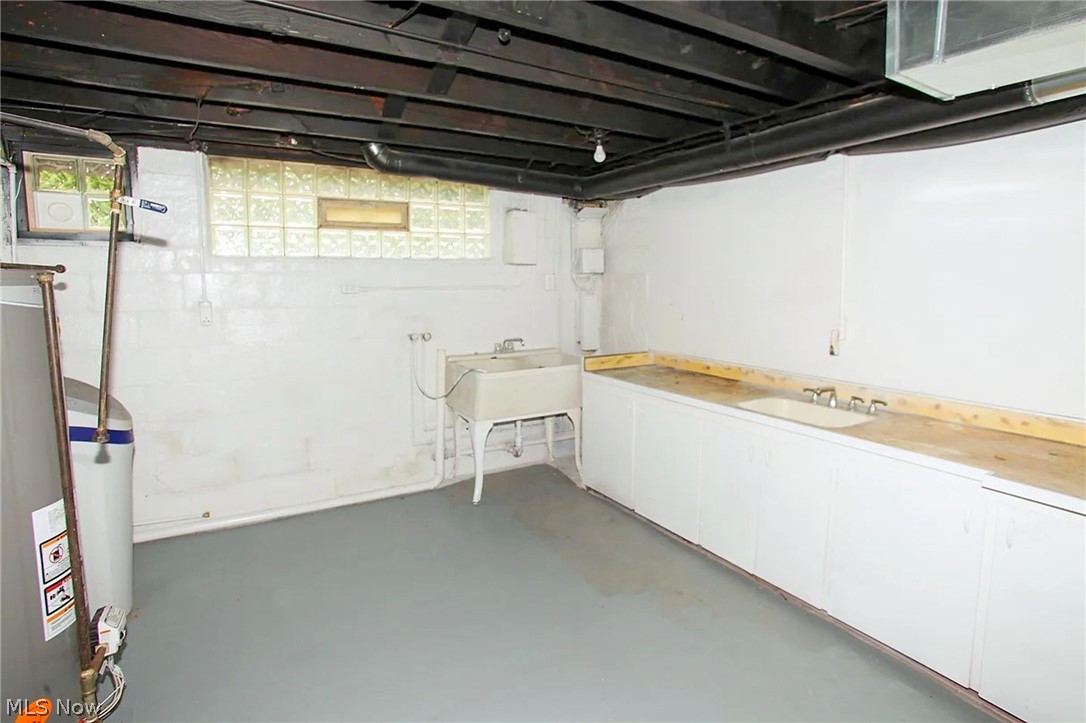 300 Montrose Avenue NW Canton OH 44708