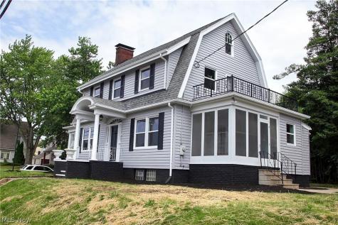 300 Montrose Avenue NW Canton OH 44708