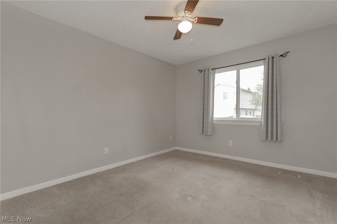 842 Doris Circle Painesville OH 44077