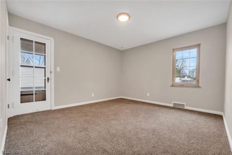 4870 W 14th Street Cleveland OH 44109