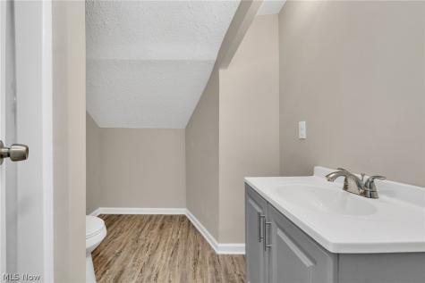 4870 W 14th Street Cleveland OH 44109