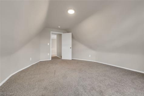 4870 W 14th Street Cleveland OH 44109