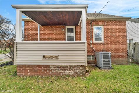 4870 W 14th Street Cleveland OH 44109