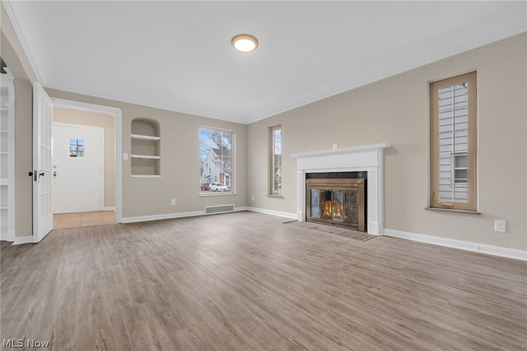4870 W 14th Street Cleveland OH 44109