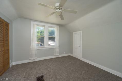 466 Page Street Ravenna OH 44266
