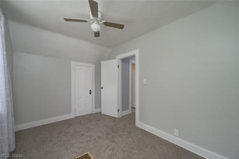 466 Page Street Ravenna OH 44266